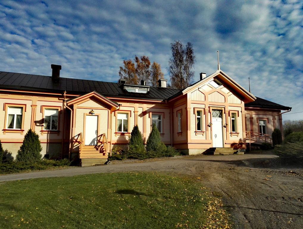 Savonlinnan Kansanopisto - Wanha Pappila Buitenkant foto